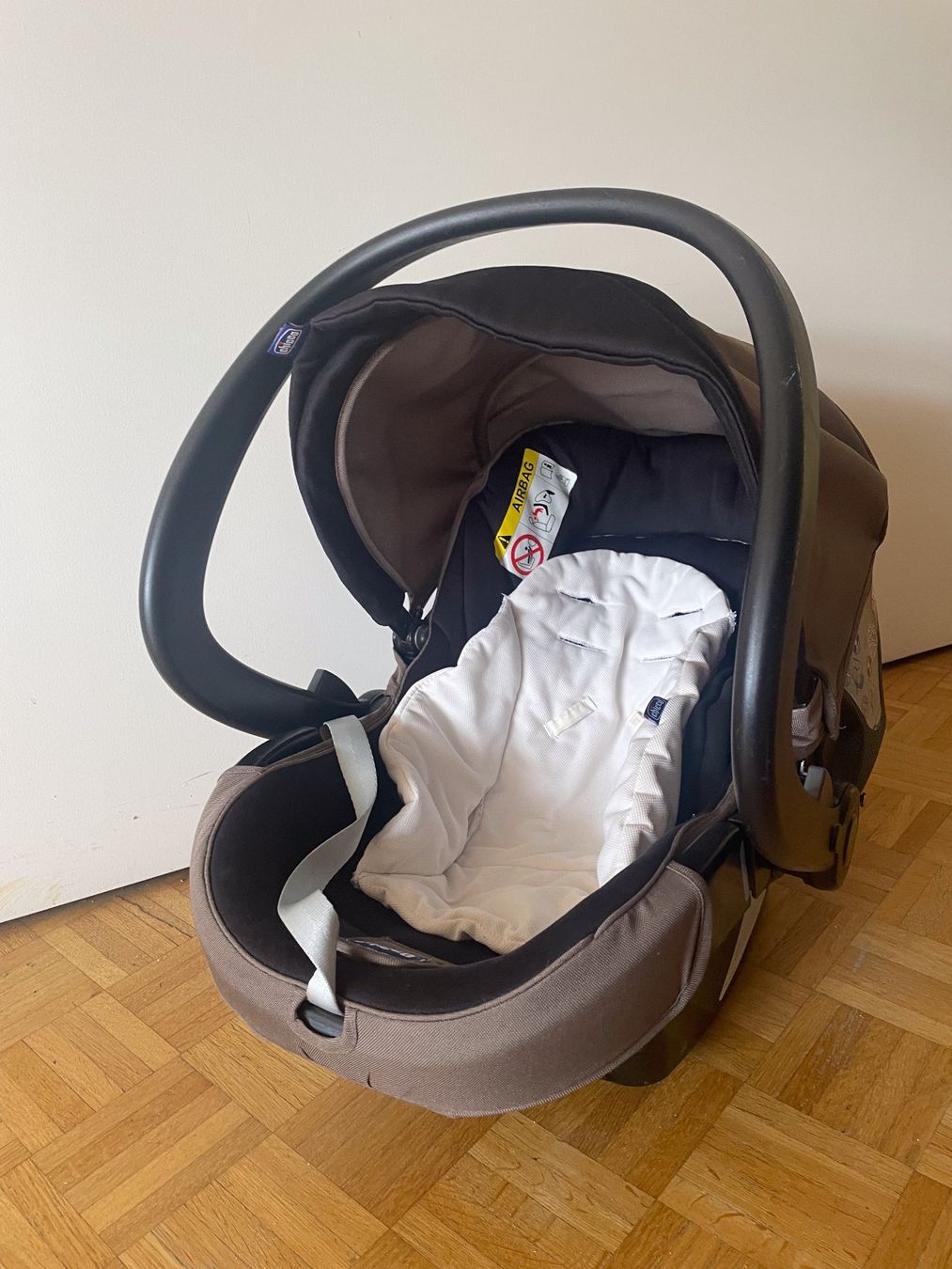 Chicco Seggiolini per auto: Auto-Kindersitz/Babyschale – Usato da Zürich venduto da 2014_turicum 1