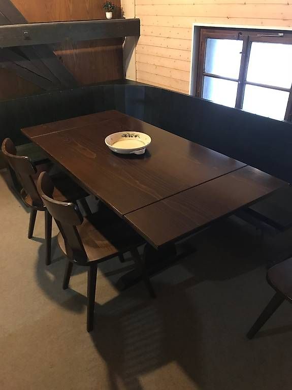 Set de table et chaises: Eckbank in Eichenholz Esstisch mit 3 Stühlen in Buche – D'occasion à Bazenheid par arthur51