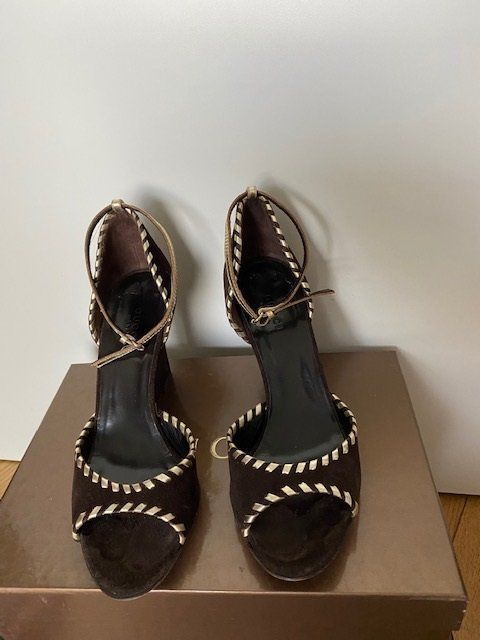 Scarpe da donna: Gucci Damenschuhe – Usato da Cham venduto da Monaco2013 1