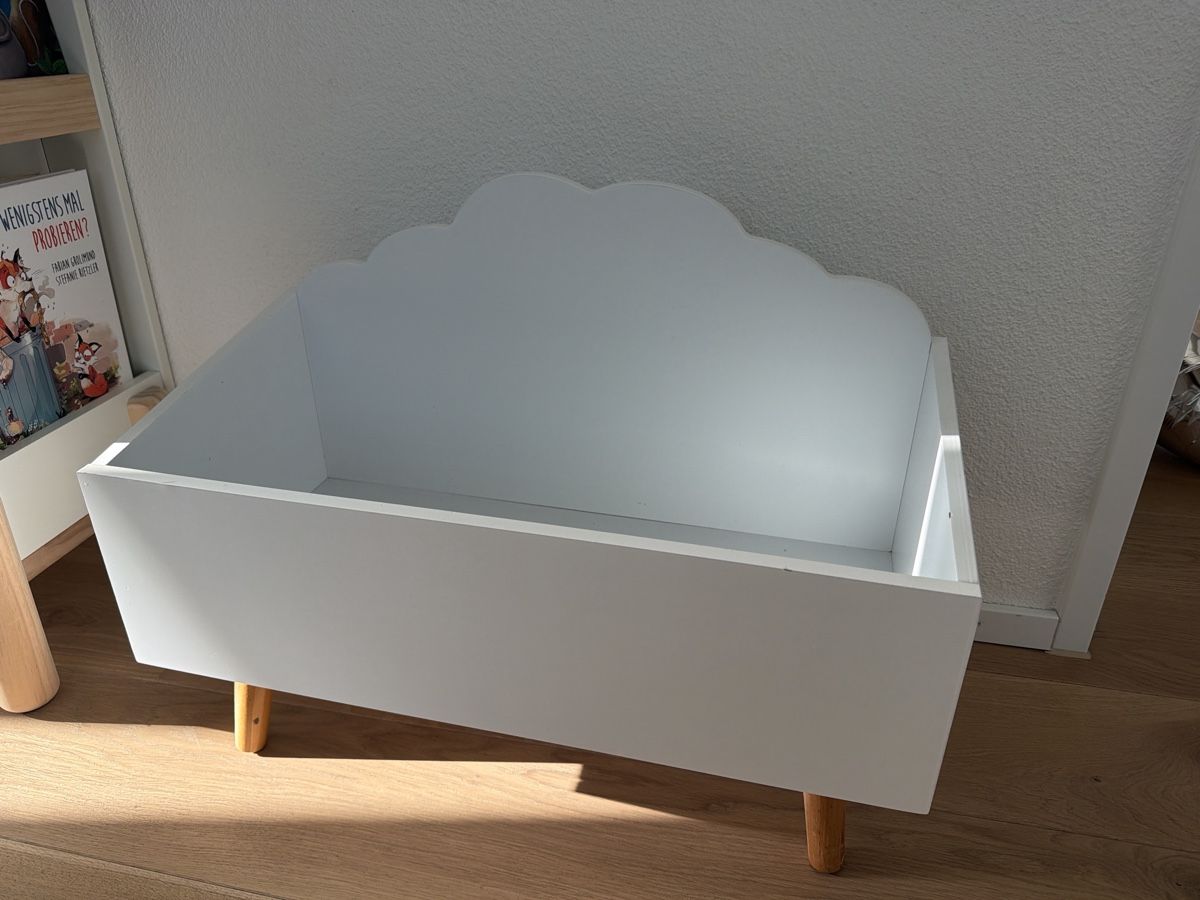 Cassettiere: Kindertruhe / Regal Wolke – Usato da Adlikon b. Regensdorf venduto da samime01
