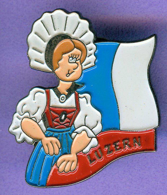 Placchette & Badge: Wappen & Tracht   LUZERN – Usato da Winterthur venduto da Sammleroase