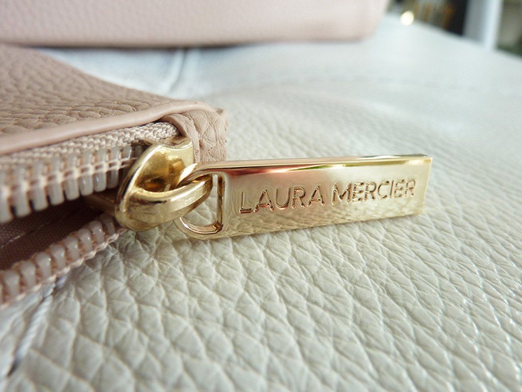 Kosmetikkoffer: LAURA MERCIER Kosmetiktasche 2er Set NEU – Neu und originalverpackt aus Bassersdorf von Villavia 8