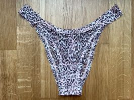 Victoria’s Secret Brazilian Lace Panty S NEW