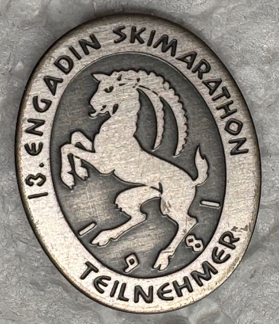 Placchette & Badge: Abzeichen, 13. Engadin Skimarathon 1981 – Usato da Andwil SG venduto da Ariisa1234