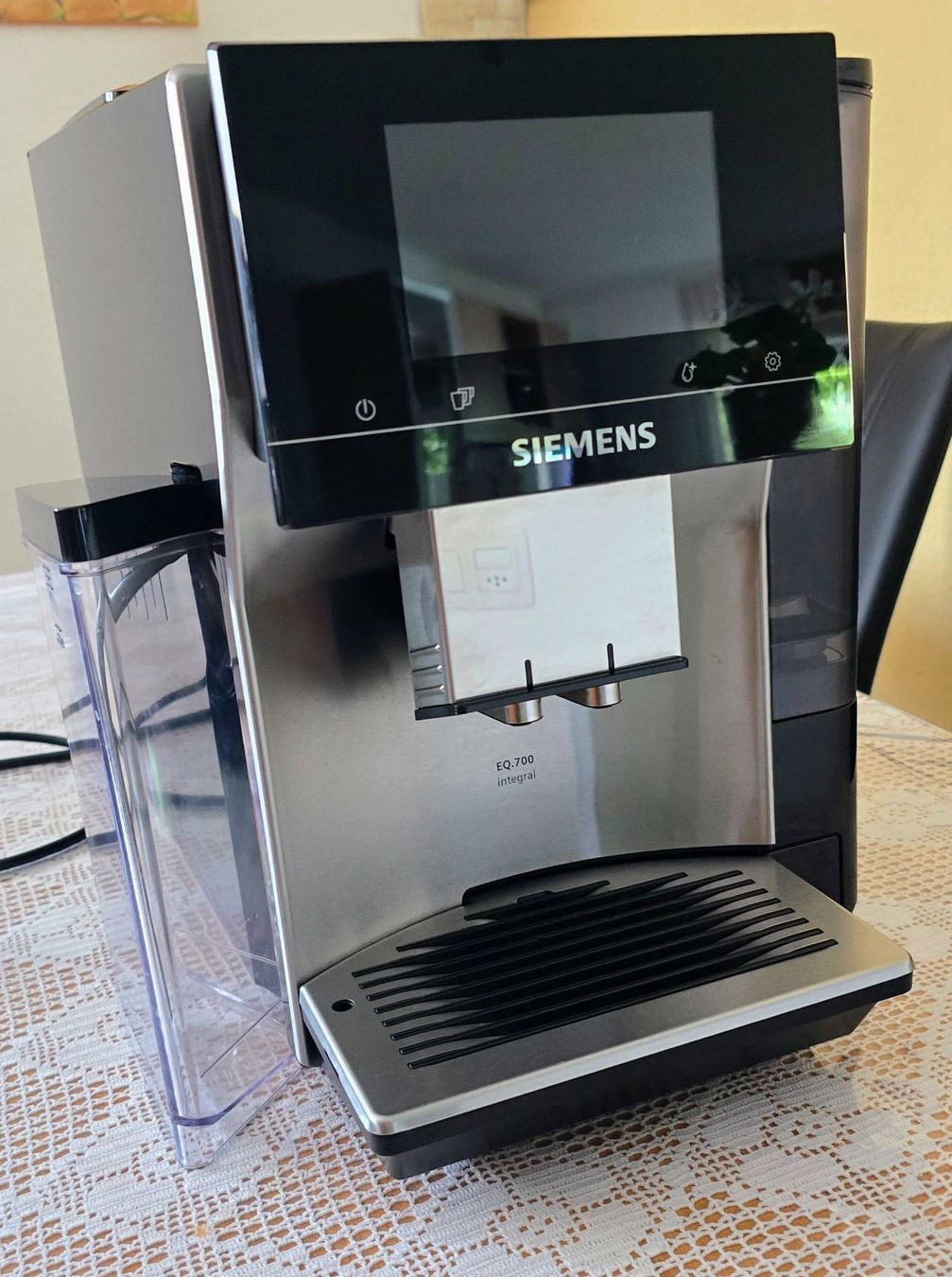 Siemens Macchine per caffè & Macchine per espresso: Kaffeevollautomat Siemens EQ.700 Integral – Usato da Möhlin venduto da Atdiego76 5