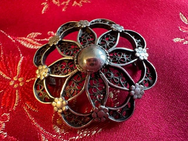 Omas Nachlass Schmuck Armbänder, Halsketten, Ohrringe, Ringe