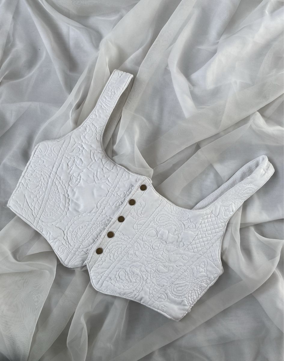 Top: Weisses Korsett mit Muster Gr. S – Nuovo e nell'imballaggio originale da lommis venduto da inf_thv8