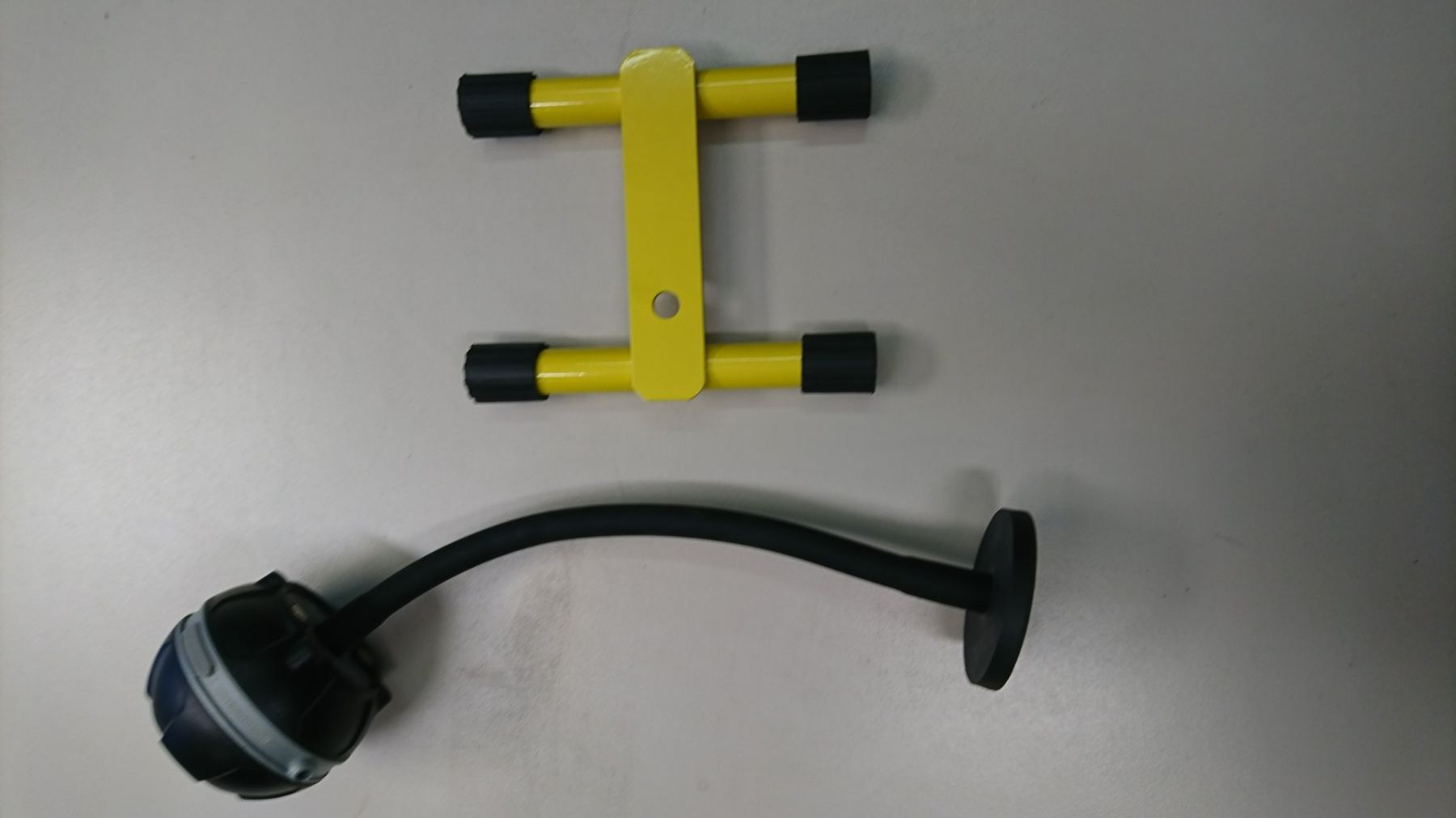 Lampade: LED Lampe Glo- Force – Nuovo e nell'imballaggio originale da Tägerschen venduto da Tech-World7 4