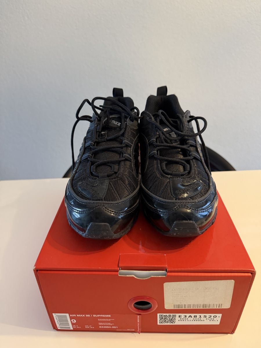 Nike Chaussures hommes: Nike Air Max 98 Supreme – D'occasion à Wetzikon ZH par Alioc66 1
