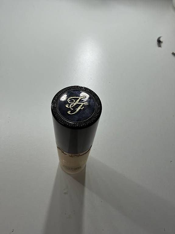 Maquillage: Too Faced concealer – Neuf avec emballage d'origine à Ruswil par liisaa.kr 2