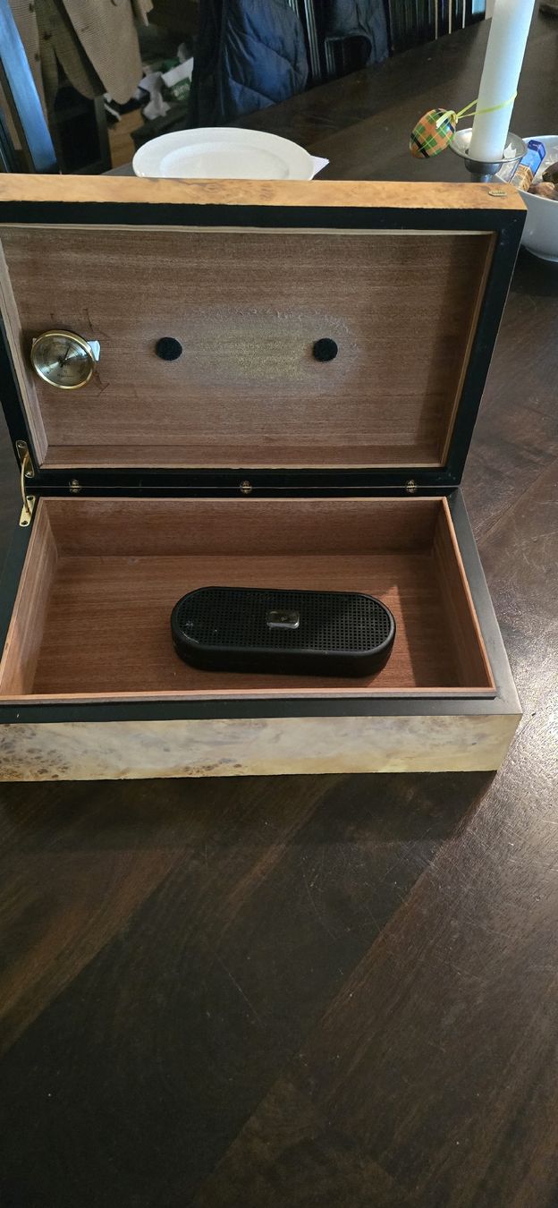Humidor per sigari: Humidor Zigarren von Brebbia – Usato da Basel venduto da Jcva 2