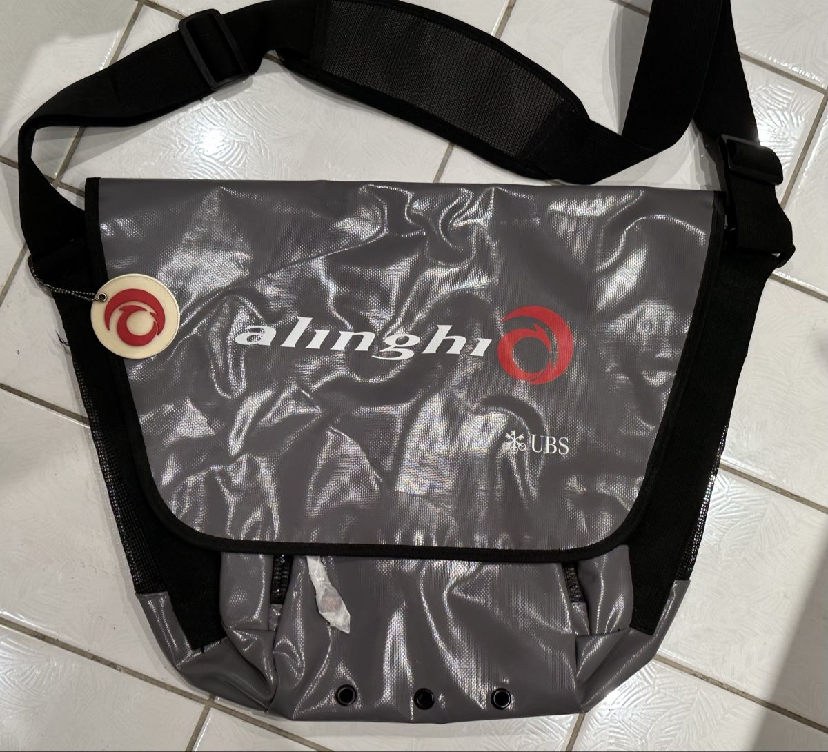 Taschen: Original Alinghi Tasche – Neu und originalverpackt aus Bettlach von win_z8sd