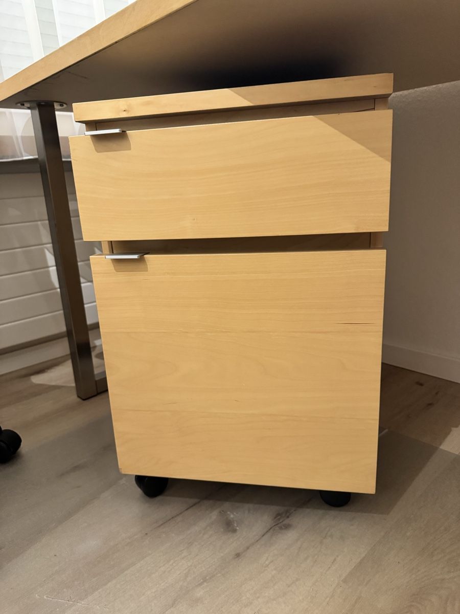Scrivanie: Schreibtisch Holz – Usato da Zollikon venduto da Marsat25 4
