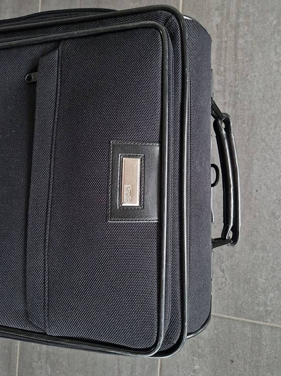 Valigie: Suitcase 53 x 38 x 25 cm – Usato da Dübendorf venduto da Olenaaa 5
