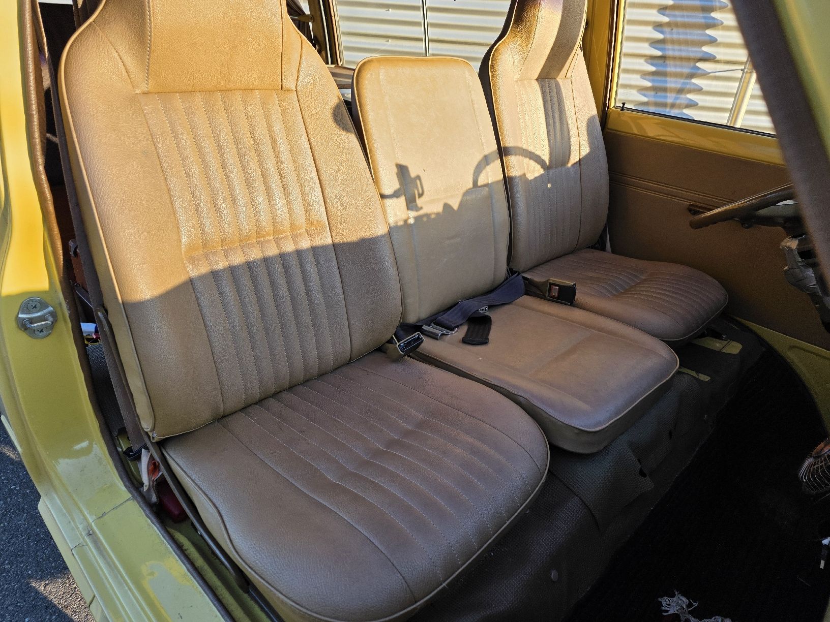 Toyota Autos: Toyota HiAce Campervan mit MFK – D'occasion à Bern par ernesto_wp 5