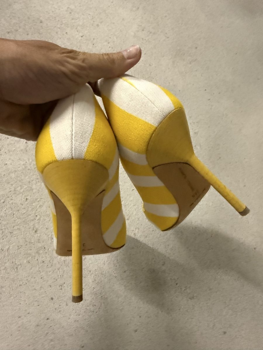 Manolo Blahnik Scarpe da donna: Manolo Blahnik canvas striped heel pump, 38.5 – Nuovo (secondo la descrizione) da Zürich venduto da EShopping81 5