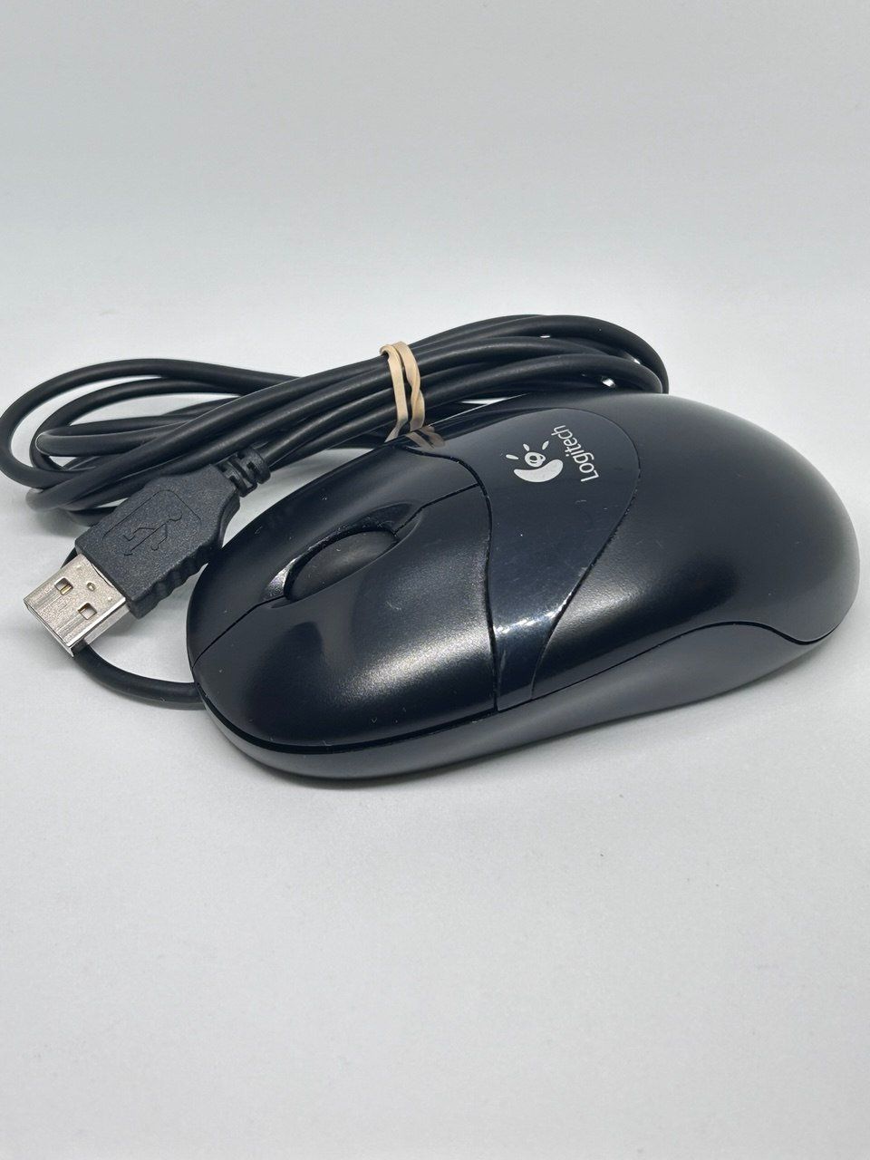 Logitech Mouse: Logitech Optical Mouse M-BT96a - USB – Usato da Giubiasco venduto da LorisVale