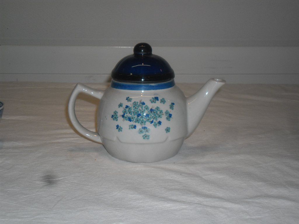 Teiere: Teekanne mit Tasse – Usato da Büren SO venduto da omsa 2