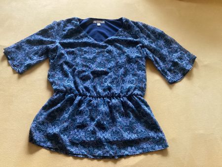 ESPRIT BLUSE/OBERTEIL GR.36/S/M / blau bunt gemustert V-Auss