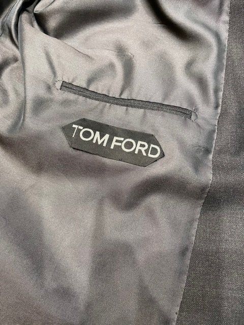 Completi: Tom Ford Blazer Doppelreiher – Usato da Meilen venduto da Schurik 2