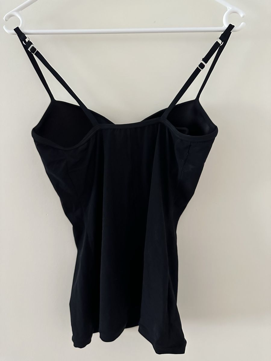 Hanro Autres dessous: Hanro Spaghetti Top black  – D'occasion à Trimbach par Goldchild_8 1