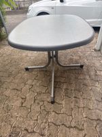 Garten oder balkontisch oval grau mit Metallgestell klappbar