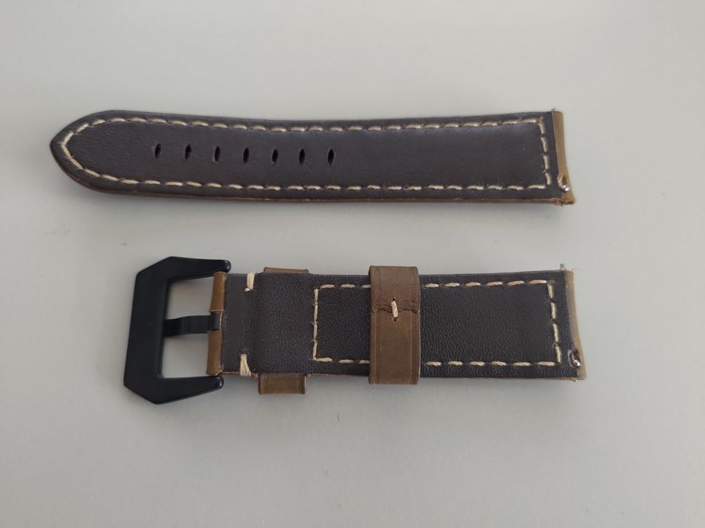 Bracciali & Braccialetti: Uhrband Leder 24mm Bandanstoss mit Schnellverschluss Braun – Nuovo (secondo la descrizione) da Küssnacht am Rigi venduto da Nexovox 1