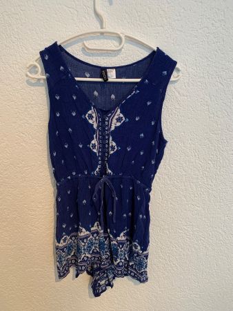 H&M kurzer Jumpsuit blau Gr. M