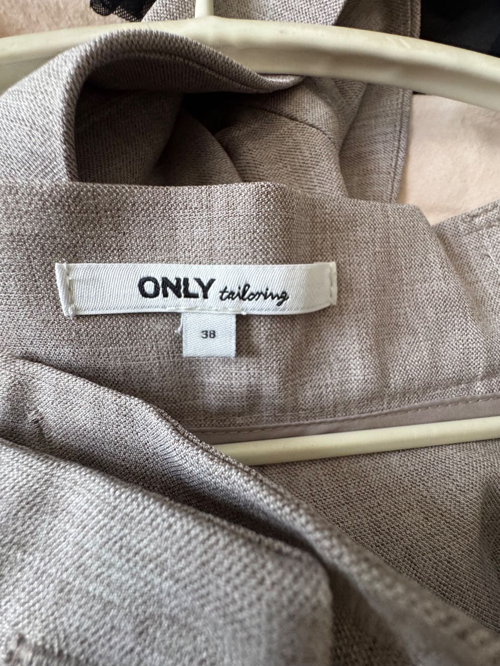 Completi & Tailleur: Only Anzug mit Bermuda Gr s-m – Nuovo e nell'imballaggio originale da Thun venduto da Iriska77 7
