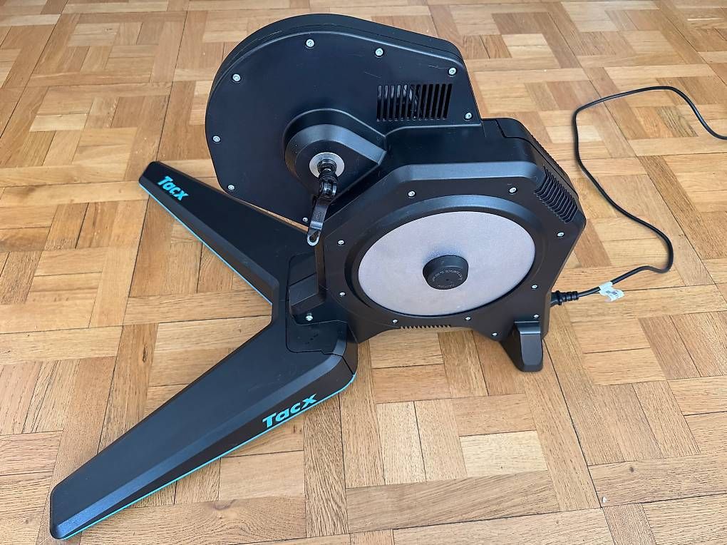 Tacx Hometrainer: Home Trainer TACX FLUX 2 Smart – Gebraucht aus Genève von Santoni10 2