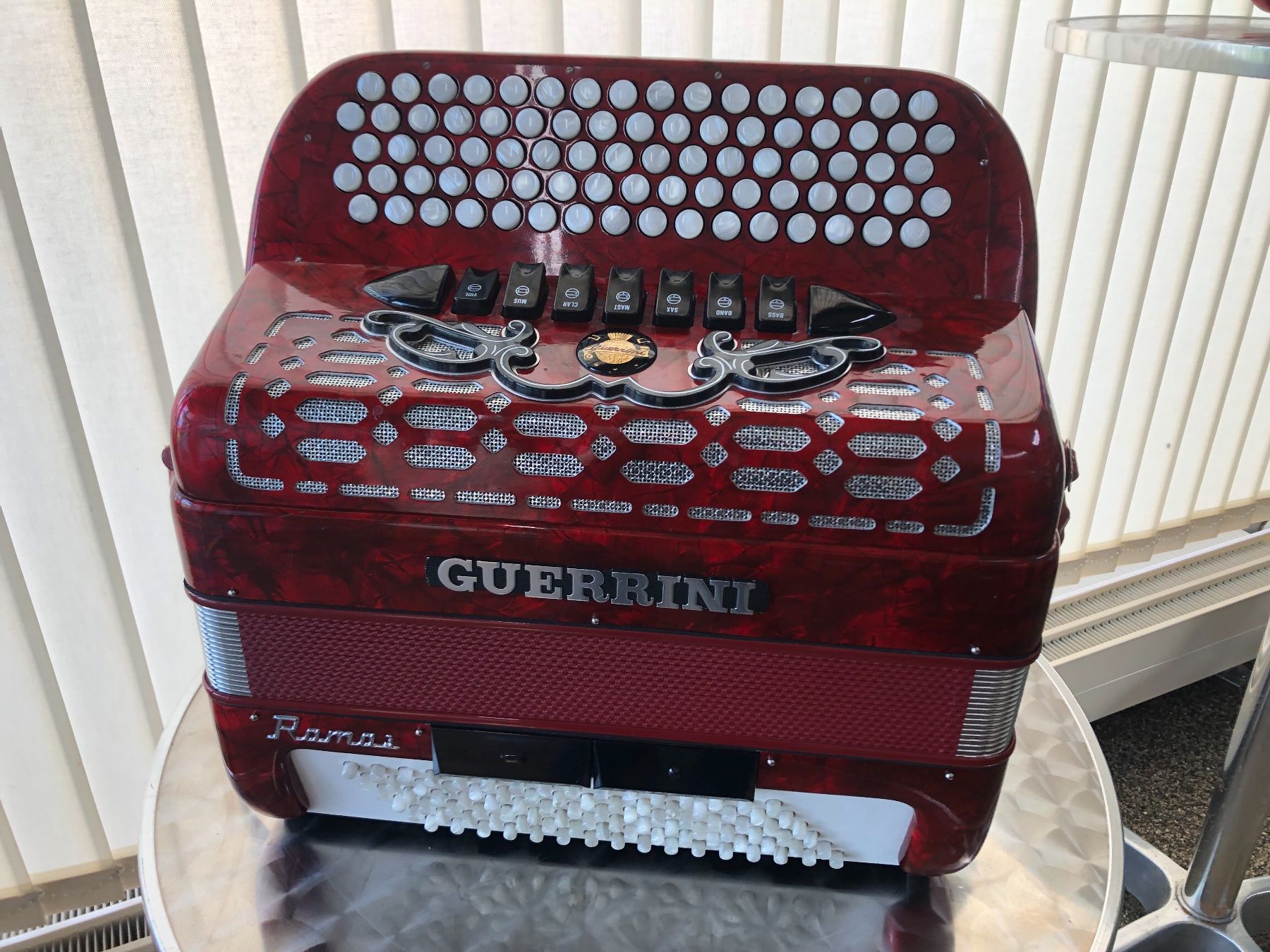 Giannini Instruments de musique: Akkordeon Guerrini – D'occasion à Neu St. Johann par Gaga-2019 6