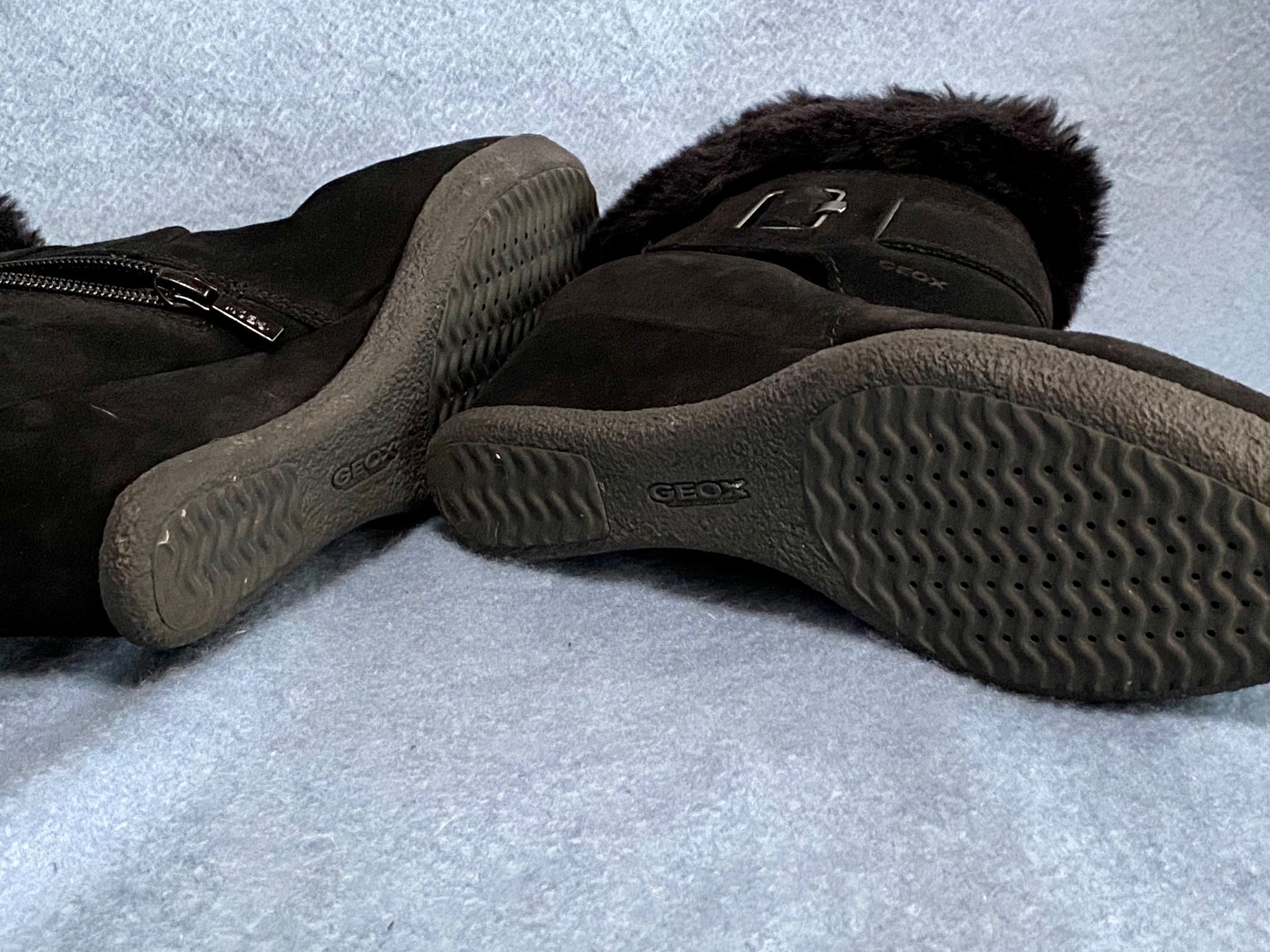 Geox Scarpe da donna: Bottes Geox en daim. P:35.5 – Nuovo (secondo la descrizione) da Denges venduto da Tine88 1