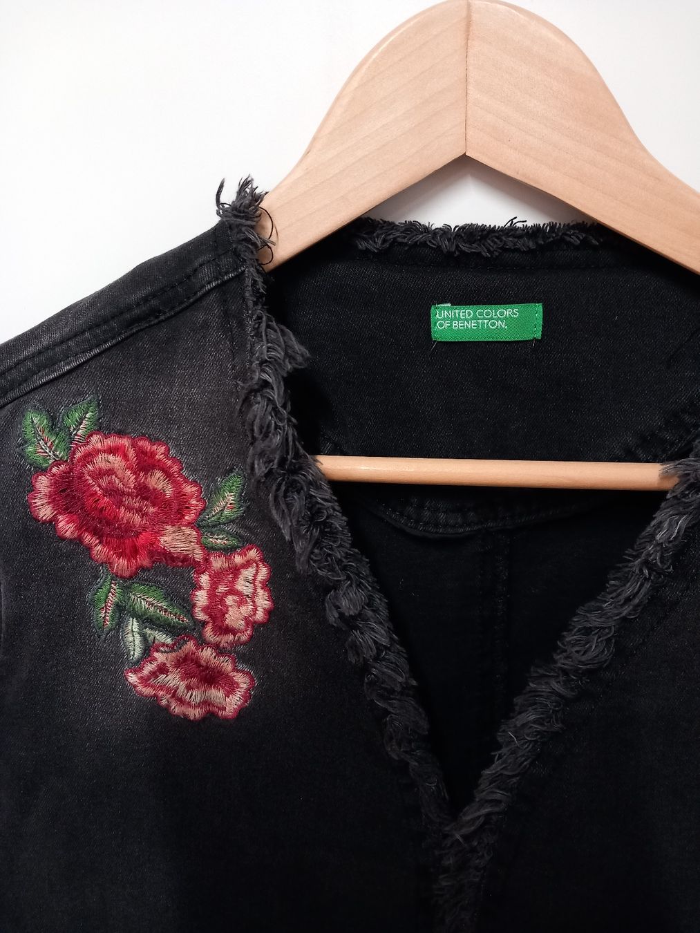 Benetton Jacken: Benetton Jeansjacke stretch Gr.38 – Gebraucht aus Merligen von muss_haben 1
