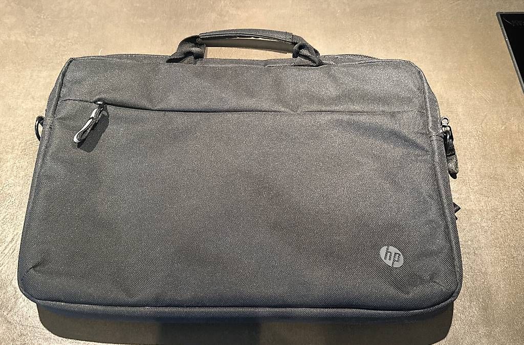 Borse: HP Laptoptasche 13"(gebraucht) – Usato da Rickenbach Sulz venduto da gekopro