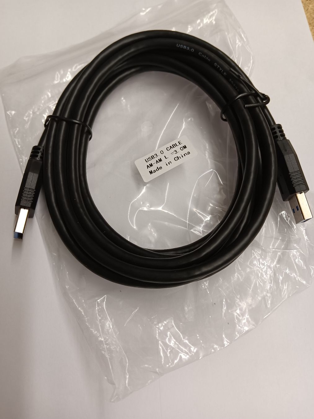 Cavi: 3m USB 3.0 Kabel A Stecker auf A Stecker Neu OVP – Nuovo e nell'imballaggio originale da Ermatingen venduto da rik4rdo