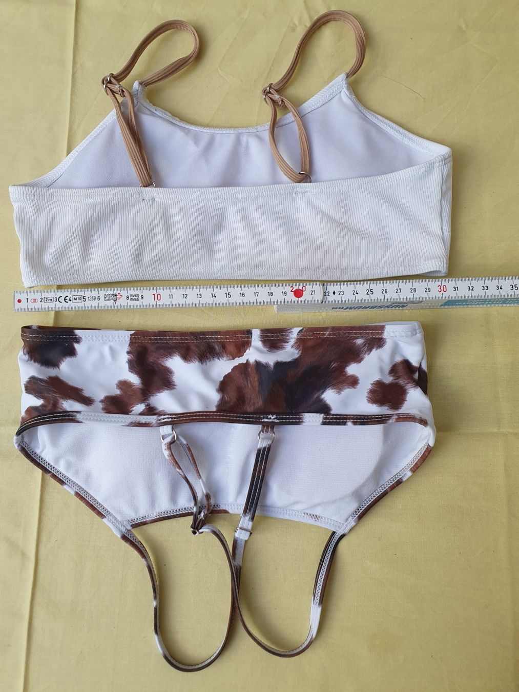 Badekleider & Bikinis: Sommer Bikini Set Gr.140 – Gebraucht aus Kloten von Hektor44 1
