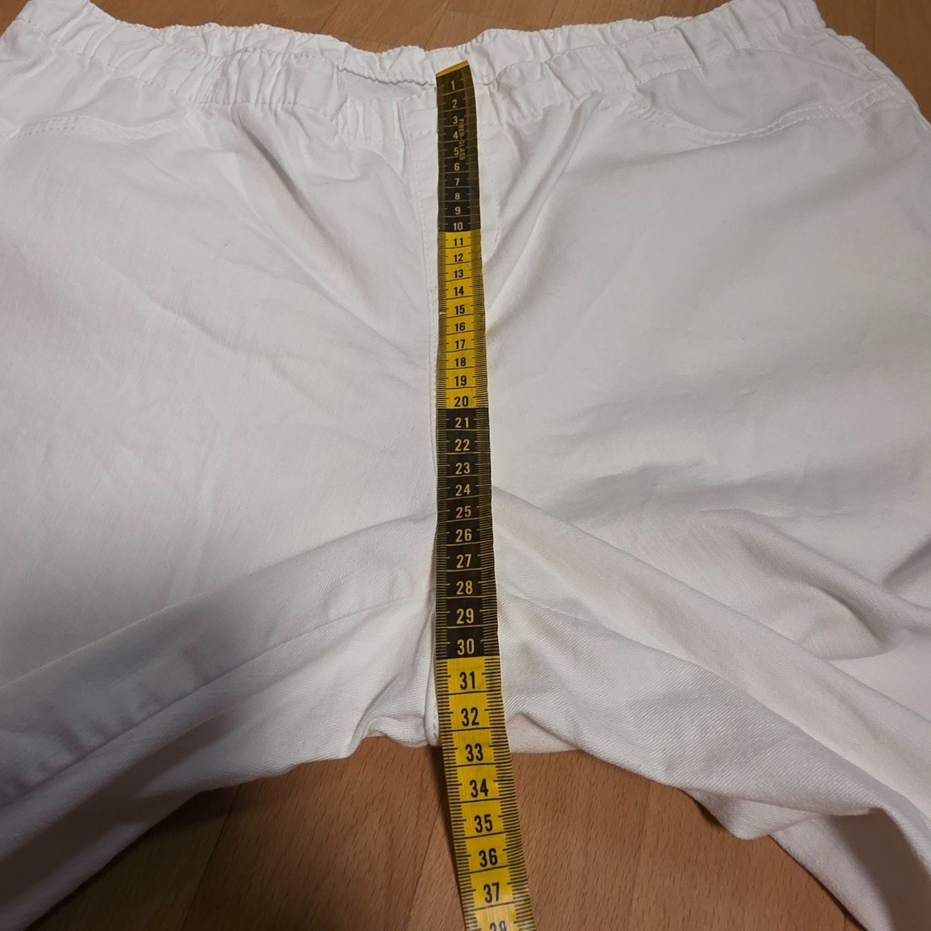 C&A Pantaloni: Weisse Sommerhose, Gr. 46 C&A – Usato da Wald ZH venduto da CapLux 8