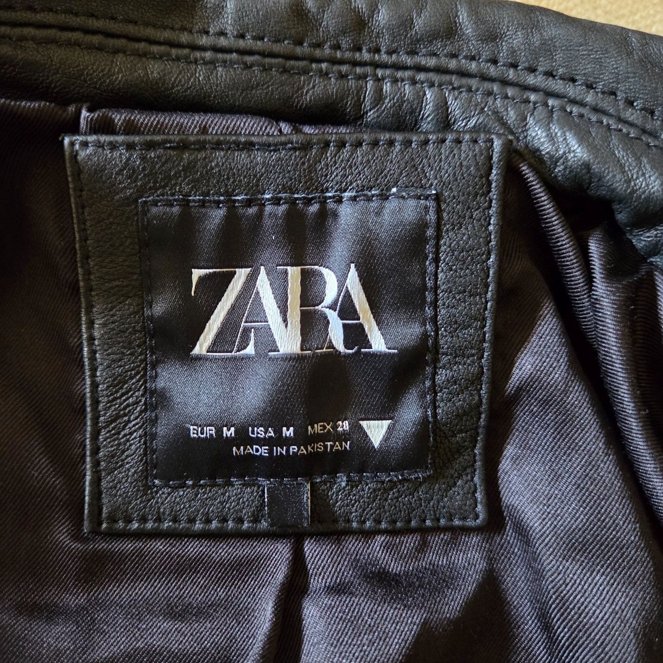 Zara Jacken: Veste cuir Zara M – Gebraucht aus Onex von AF. 3