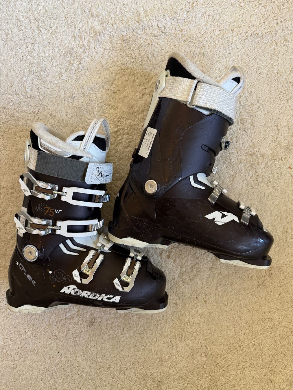 Nordica Scarpe da uomo: Nordica skiboots – Usato da Zürich venduto da tre_t57m 1