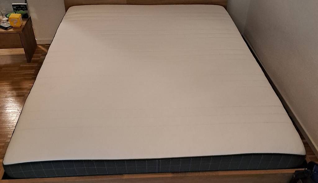 Matelas: Matratze – D'occasion à Neftenbach par sam_jbb5