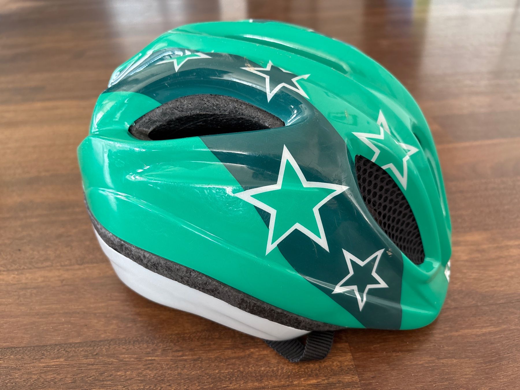 Caschi: Velohelm Kind Ked mit Sternen – Usato da Winterthur venduto da VeraKM 3