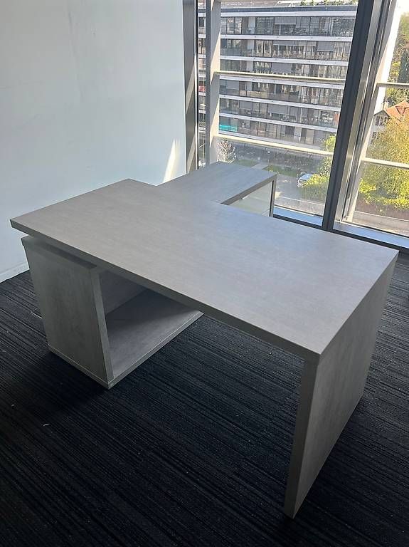 Scrivanie: Bureau complet – Usato da Cointrin venduto da adr_59z8