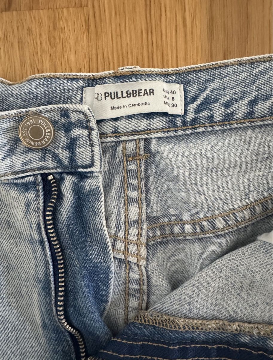 Pull&Bear Jeans: Pull&Bear Jeans, hellblau, Gr. 40 – Usato da St. Gallen venduto da Fabiennevogler 2