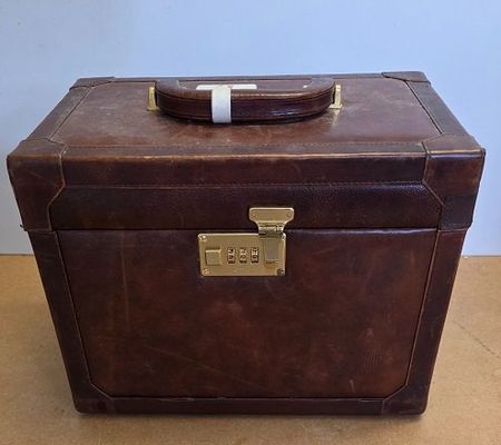 Vintage-Beautycase / Kosmetikkoffer aus braunem Echtleder