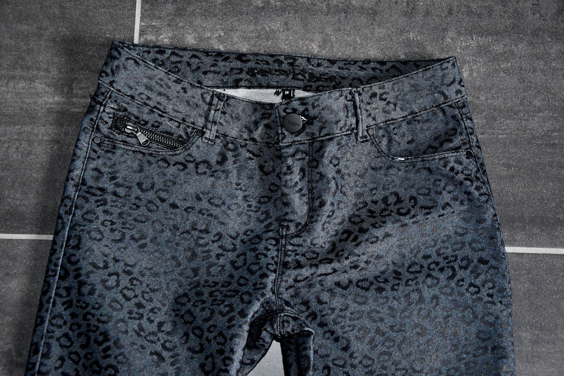 Hallhuber Pantaloni: Hose, Hallhuber, Gr 38, Neu – Usato da Sins venduto da dsto 1