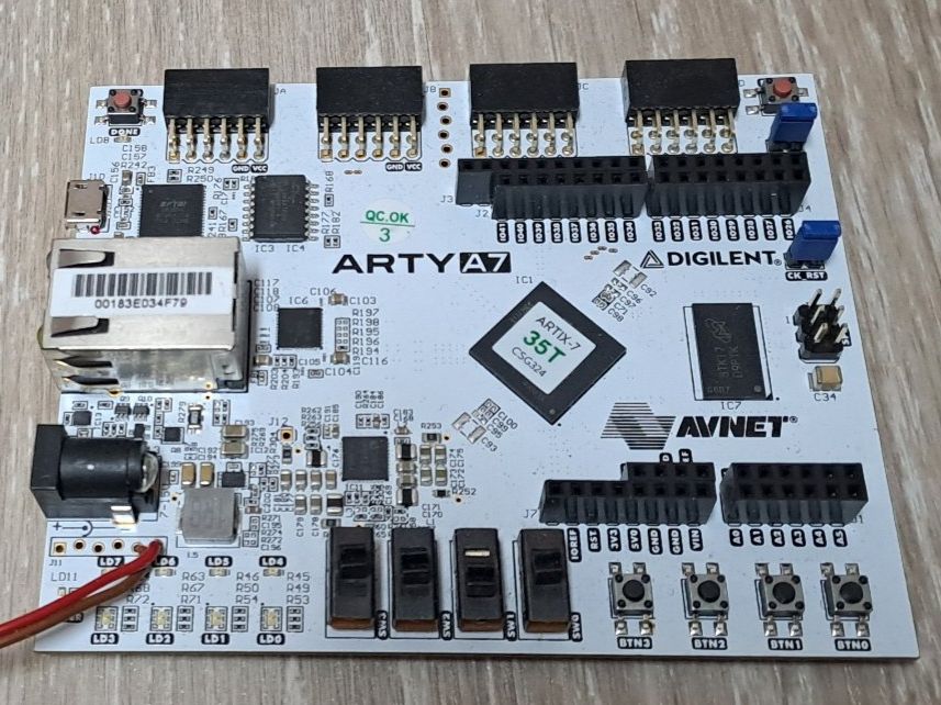 Artix-7 FPGA Entwicklungsboard Digilent Arty A7 35T neuwe... | Kaufen ...