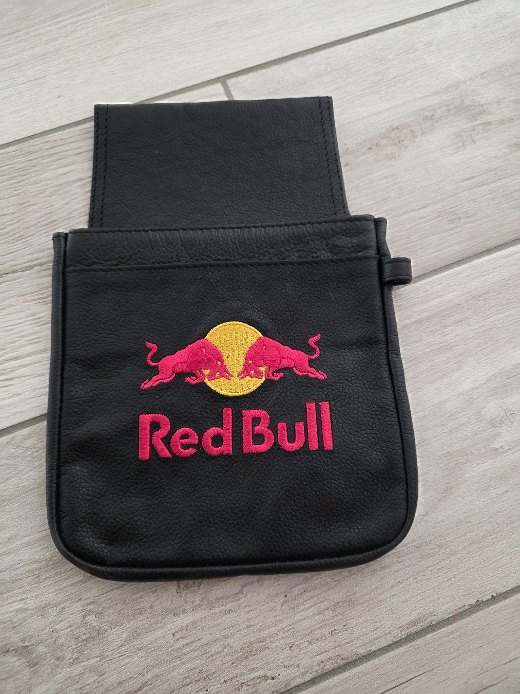 Borse: Red Bull Kellner Tasche  – Nuovo (secondo la descrizione) da Dorf venduto da Echo_Elements