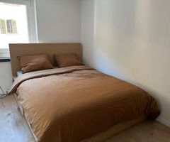 Bett Malm, mit Stauraum, inkl. Matratze, Kissen und Duvet