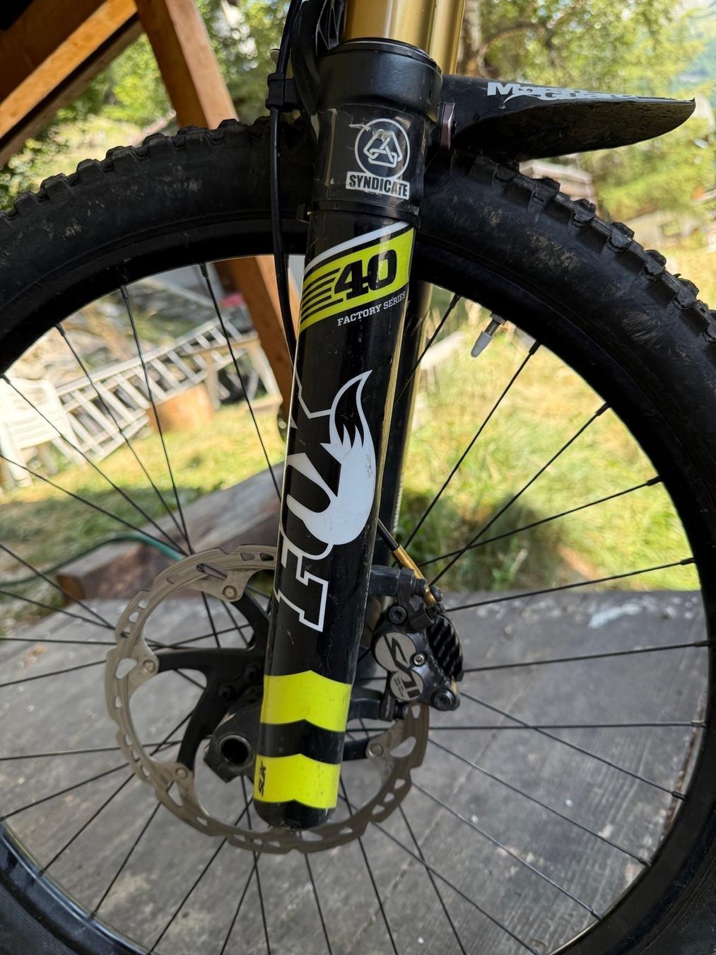 Santa Cruz Biciclette: Vtt Santa Cruz V10 – Usato da lausanne venduto da monteisola 1