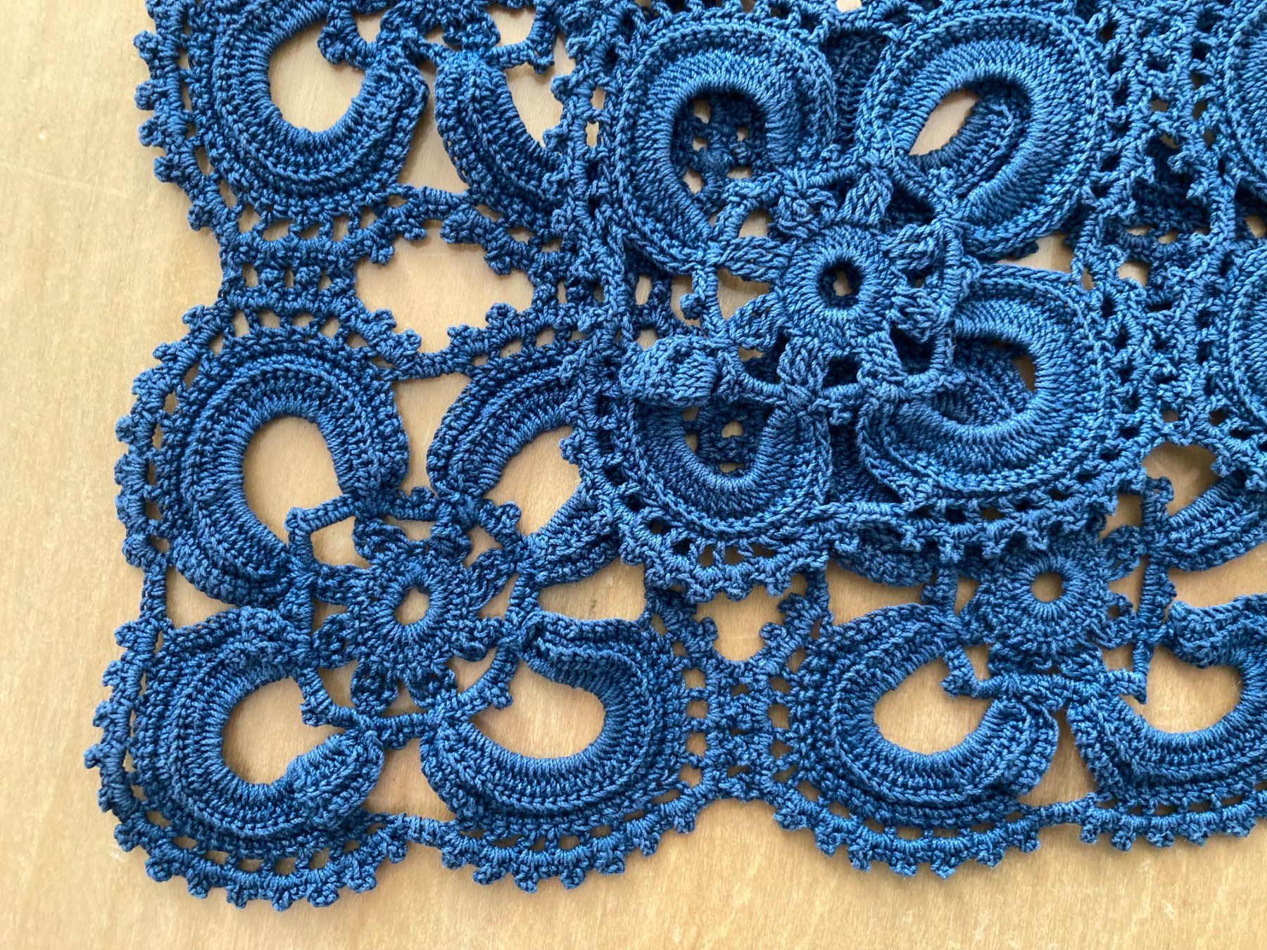 Sottobicchieri: Spitzendeckchen Häkeldeckchen Handarbeit gehäkelt blau – Usato da Subingen venduto da ArtBead 2